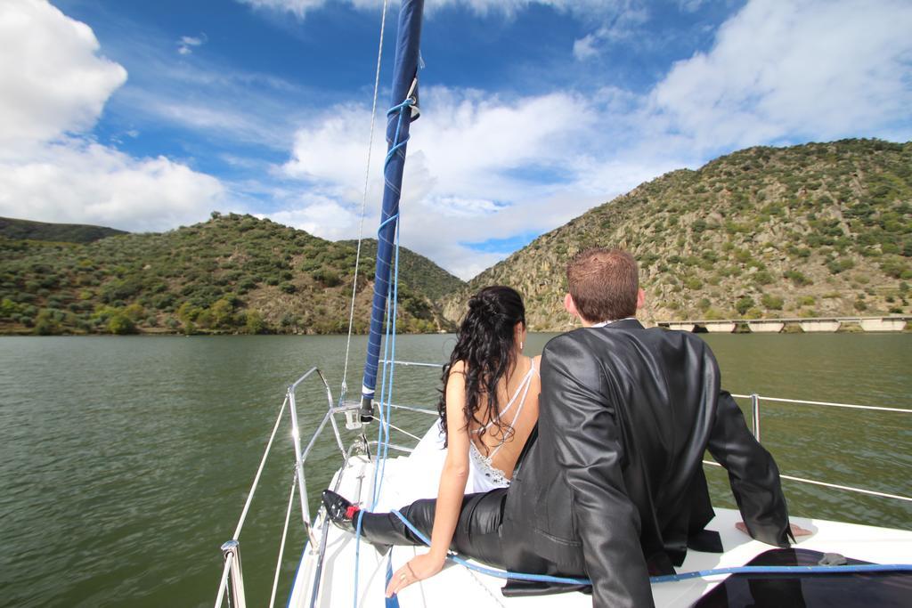 Douro Yacht Charter & Bungalows São João da Pesqueira Bagian luar foto