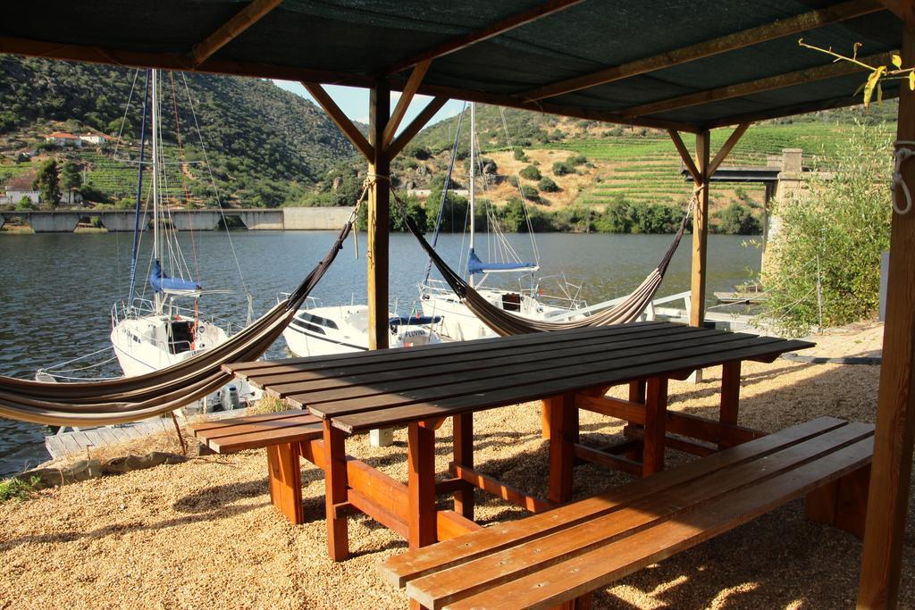 Douro Yacht Charter & Bungalows São João da Pesqueira Bagian luar foto